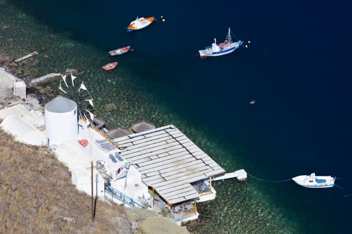 A unique epic: One day to uncover Santorini's mysteries