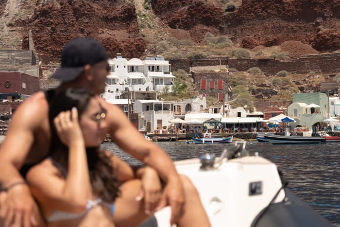 A unique epic: One day to uncover Santorini's mysteries