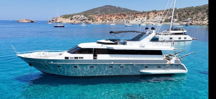 Exklusive Superyacht-Charter Ibiza