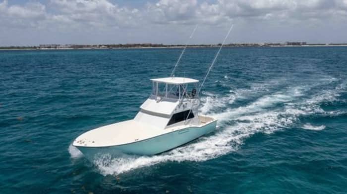 Private Sport Fishing Experience – 44ft Hatteras Yacht