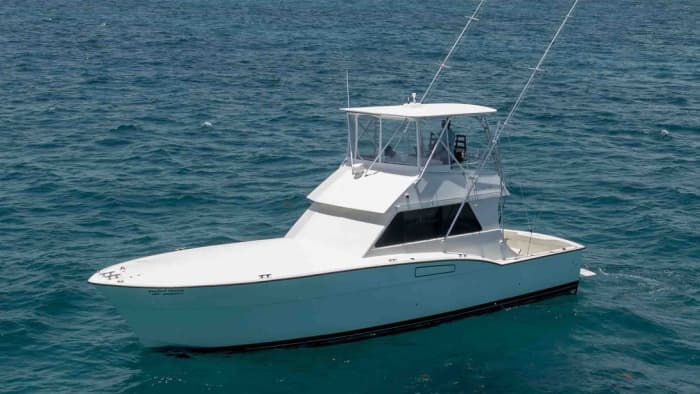 Private Sport Fishing Experience – 44ft Hatteras Yacht