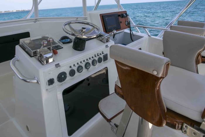Private Sport Fishing Experience – 44ft Hatteras Yacht