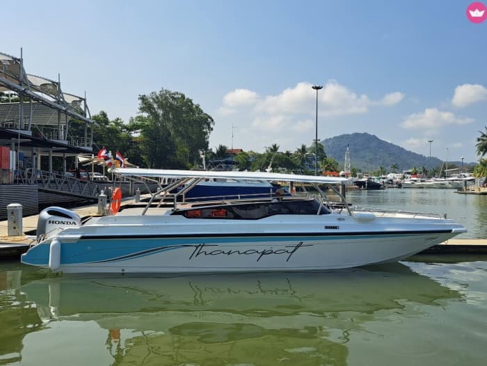 Profitez de chaque instant : une journée ensoleillée autour de Phuket en bateau à moteur