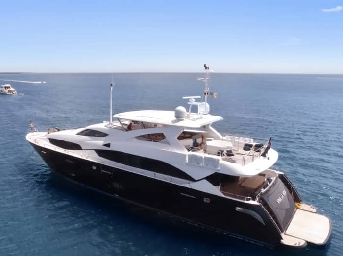 120ft Sunseeker Superyacht Charter Cancun – Luxury Experience