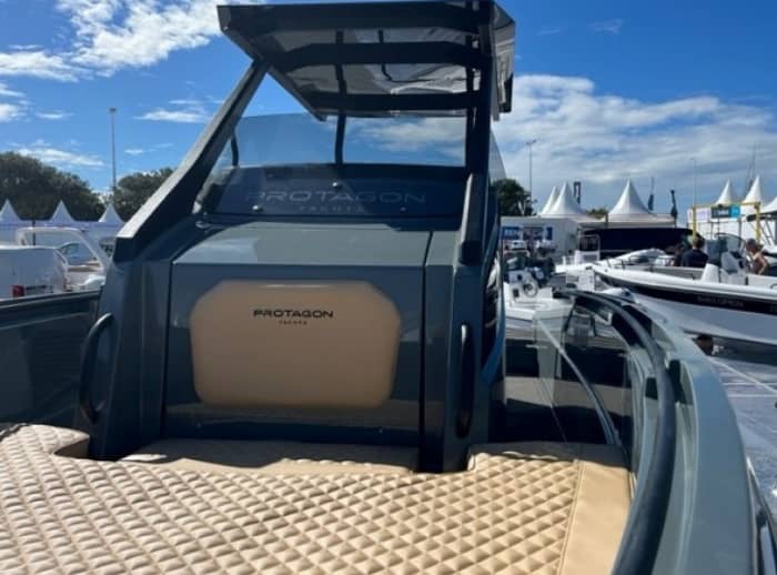Entdecken Sie Porto-Vecchio: Ein ganzer Tag Sonne auf einem Motorboot