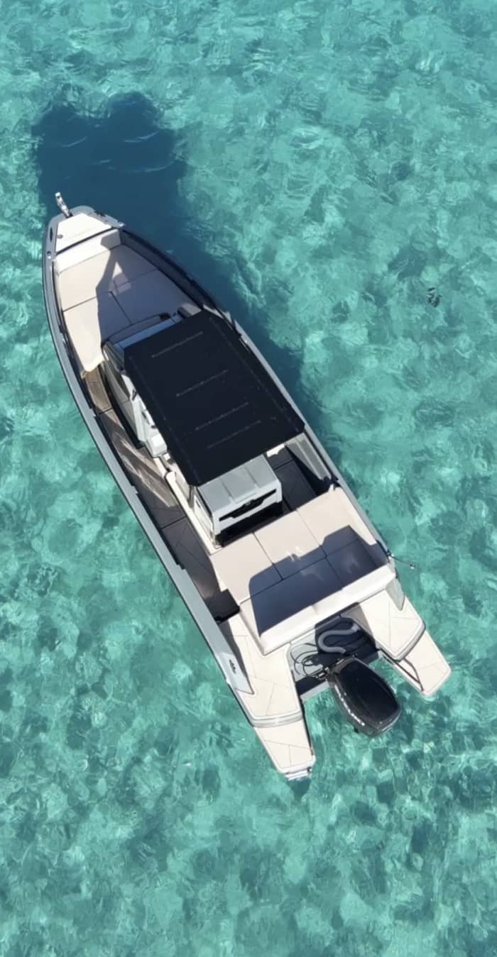 Entdecken Sie Porto-Vecchio: Ein ganzer Tag Sonne auf einem Motorboot