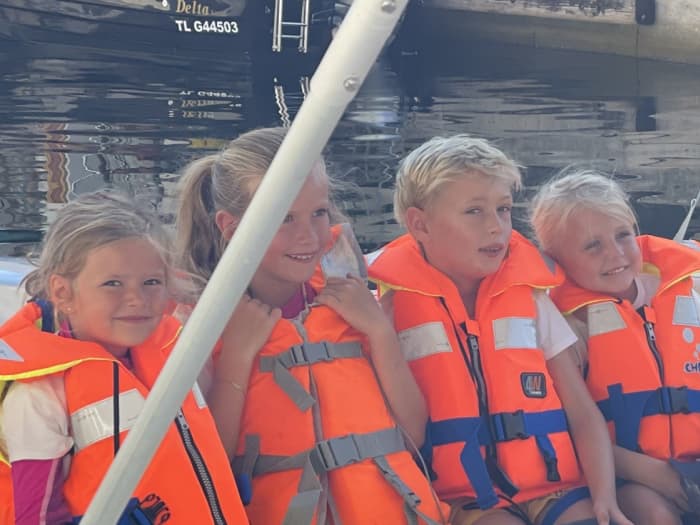 Niezapomniane wspomnienia na morzu: Spędź 9 godzin na zwiedzaniu Portu Grimaud