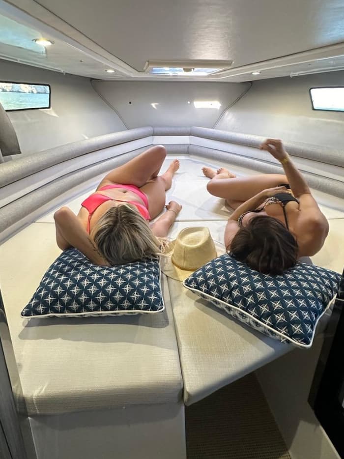 Upptäck Manfredonia: En heldag i solsken på en motorbåt