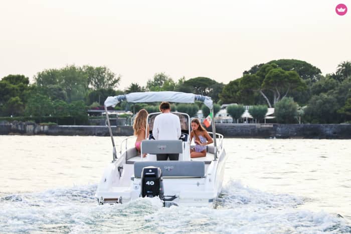 Exclusive Full Day Capri Boat Tour from Sorrento – Caves, Faraglioni and Hidden Coves