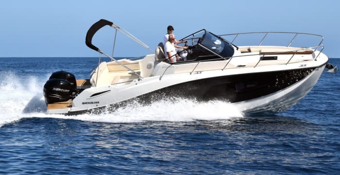 Enjoy the sun on a 9h boat trip in Poreč
