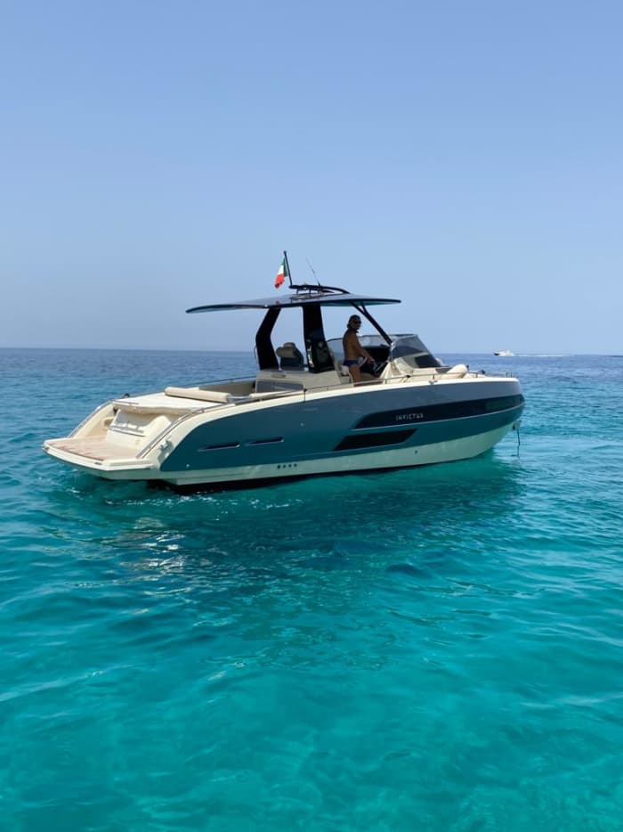 Luxury Boat Tour Palermo: Privacy, Comfort, and Turquoise Waters