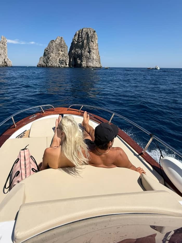 Private boat tour to Capri from Capri (3.3 hours)