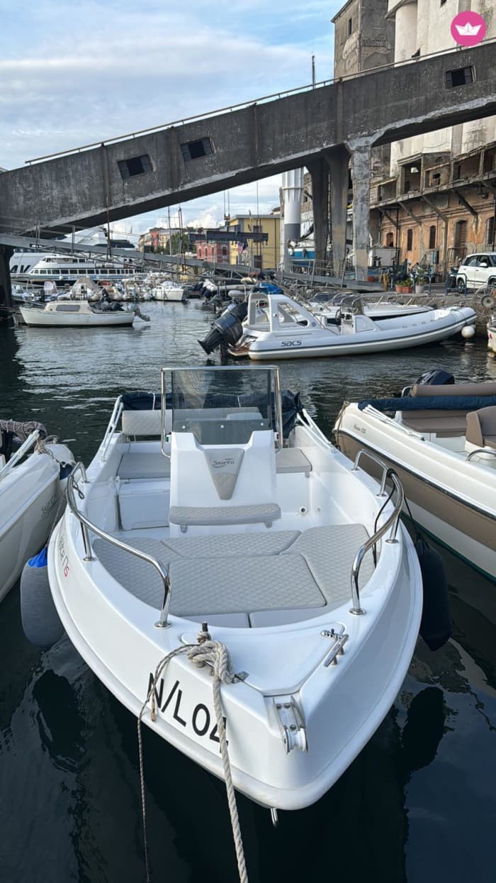 Dream boat experience in Capri