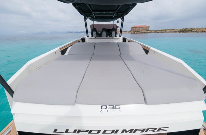 D36 Lupo Di Mare all inclusive, Fuel, Skipper, Sail to Formentera Illetas with a fixed price and without worries.