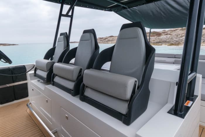 D36 Lupo Di Mare all inclusive, Fuel, Skipper, Sail to Formentera Illetas with a fixed price and without worries.