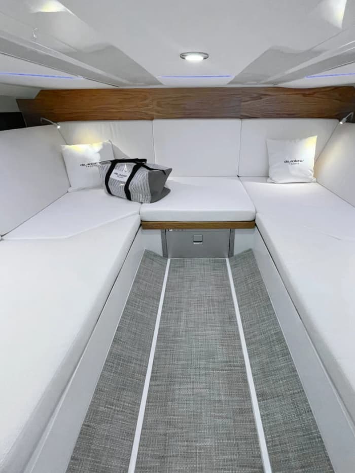 D36 Lupo Di Mare all inclusive, Fuel, Skipper, Sail to Formentera Illetas with a fixed price and without worries.