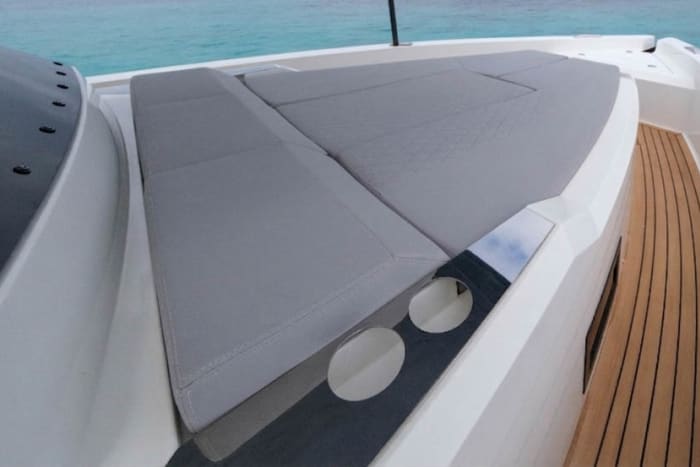 D36 Lupo Di Mare all inclusive, Fuel, Skipper, Sail to Formentera Illetas with a fixed price and without worries.