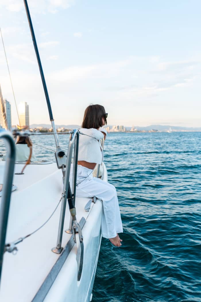 8h of sun and turquoise waters around Barcelona