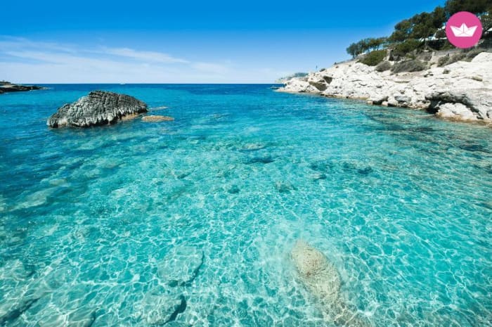 4-hour sailing adventure through the most beautiful coves of Mallorca!