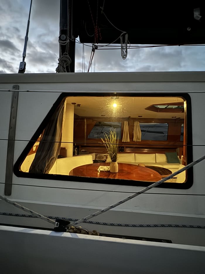 Cap sur le bonheur : une journée complète de navigation authentique à Puerto Vallarta à bord d'un voilier