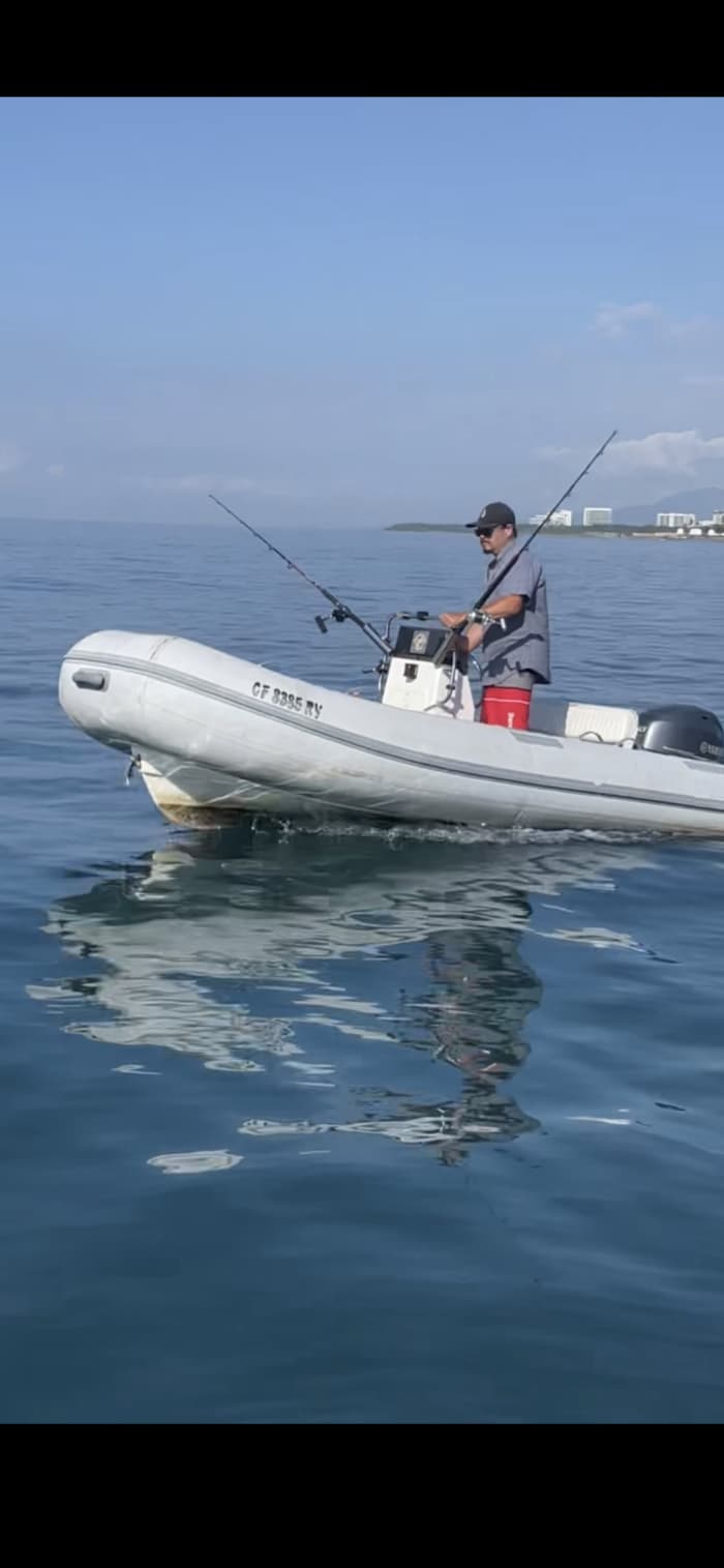 Cap sur le bonheur : une journée complète de navigation authentique à Puerto Vallarta à bord d'un voilier