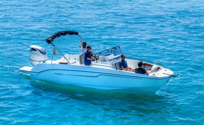 Private 4-hour boat trip, the most fun option!