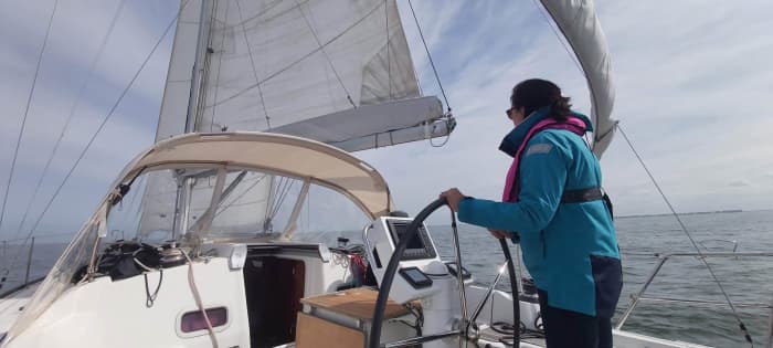 Full-day sailing trip - Relax in Nieuwpoort on a very comfortable sailboat