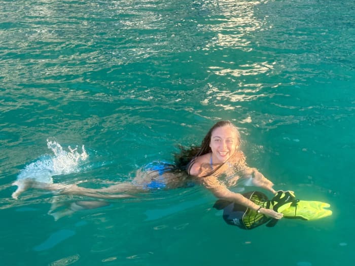 Enjoy a full day on a motorboat in Santorini