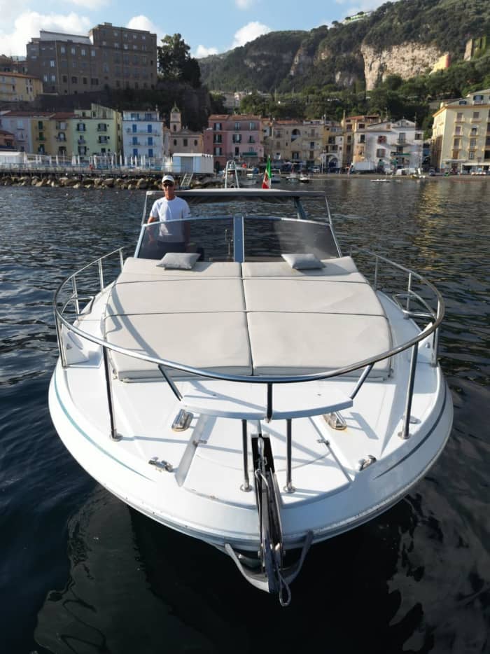 Iconic Capri: Sailing between the Faraglioni and its Wonders