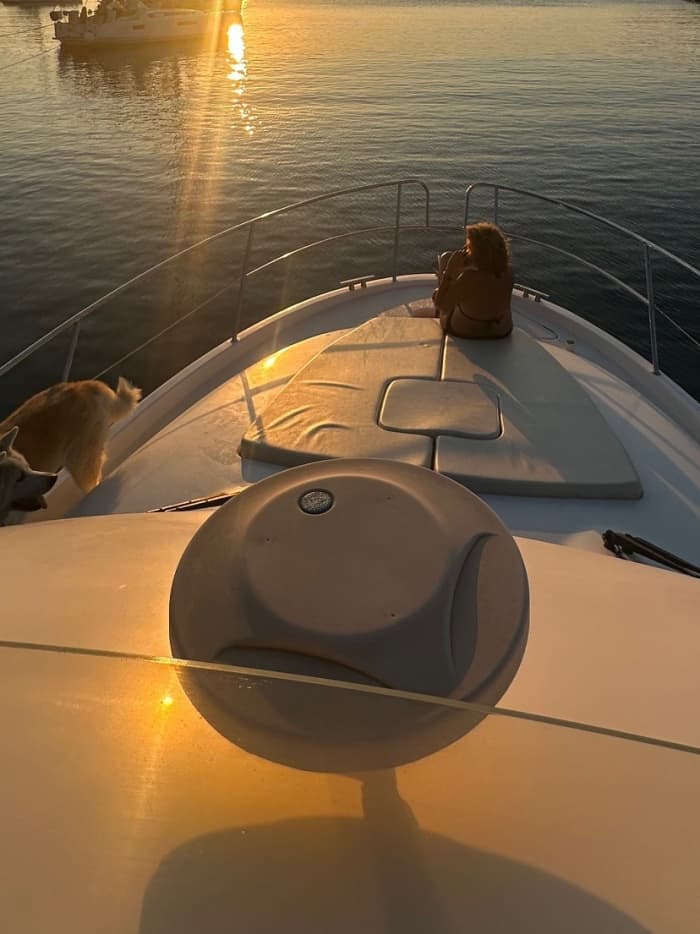 Sail with the Gods: One day to discover Aegina, Agistri and Moni on a motorboat