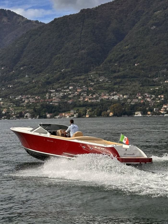 Vanuit Menaggio, aan het majestueuze Comomeer: een luxe cruise van 4 uur