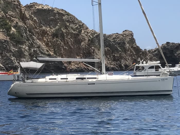 Der Rhythmus von Benalmádena: Unvergessliche Momente auf einem Segelboot