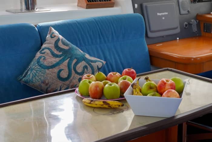 Croisière privée en catamaran de 13,4 m (44 pieds) vers Isla Mujeres - Bar ouvert, déjeuner buffet (6 heures)