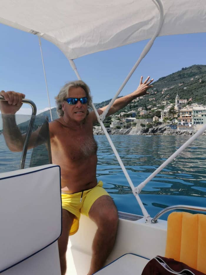 4 uur zon rondom Genua op een motorboot