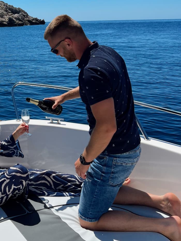Crystalline experience: Discover Dubrovnik on a motorboat