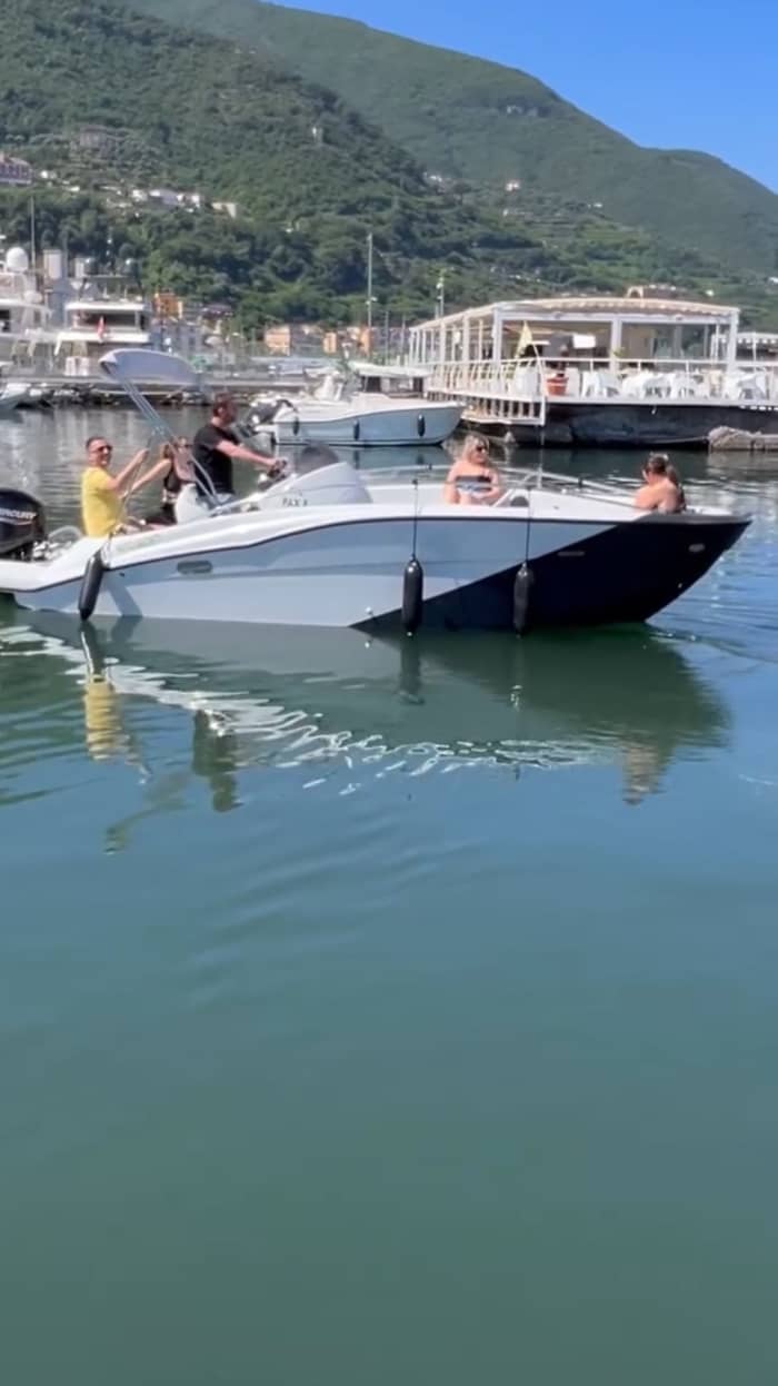 Capri by Sea: Private Day Cruise from Positano