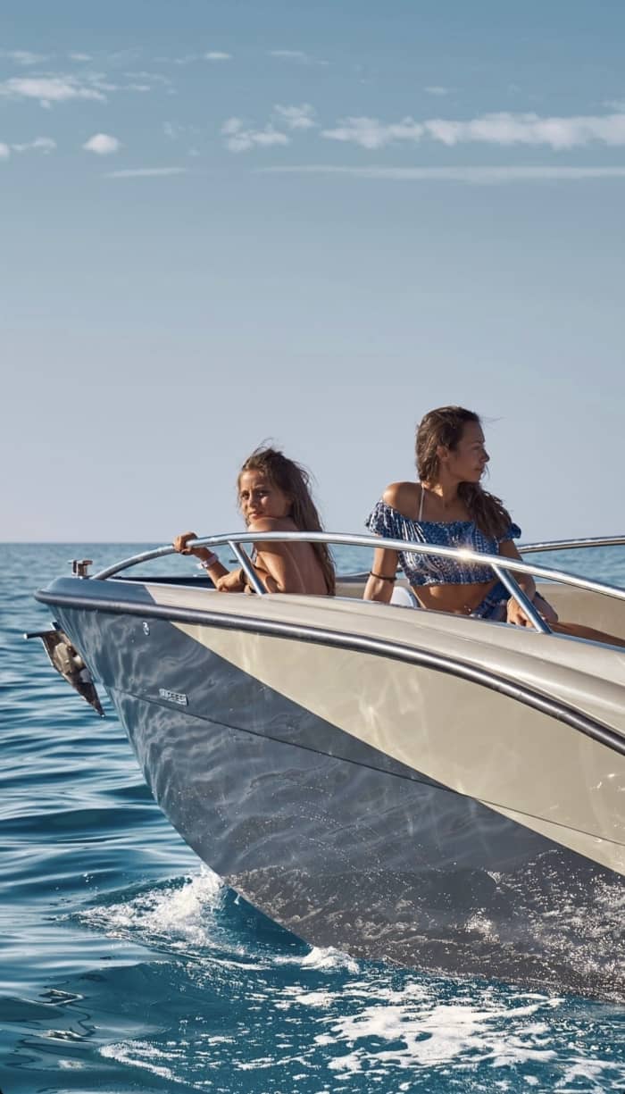 Capri by Sea: Private Day Cruise from Positano