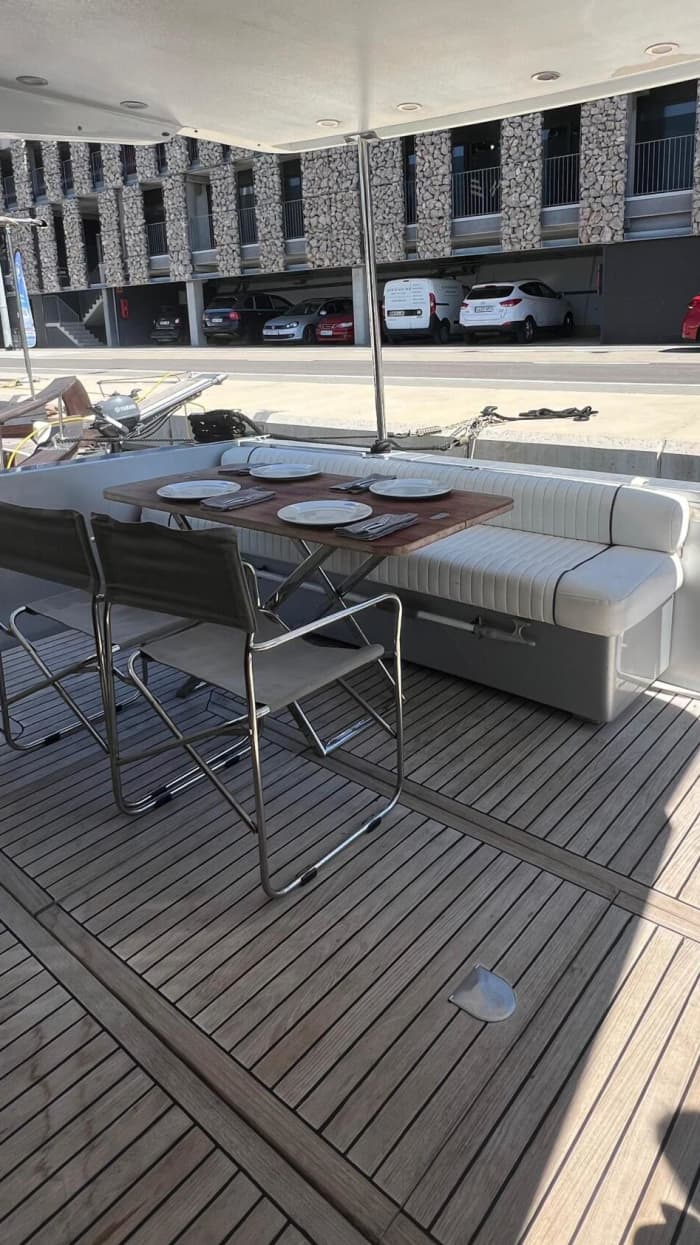 Your private motorboat for a day around Barcelona