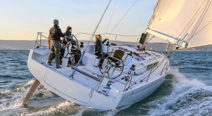 The rhythm of Athens: Unforgettable moments on a sailboat