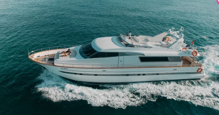Location de yacht privé : Découverte des monuments de Dubaï