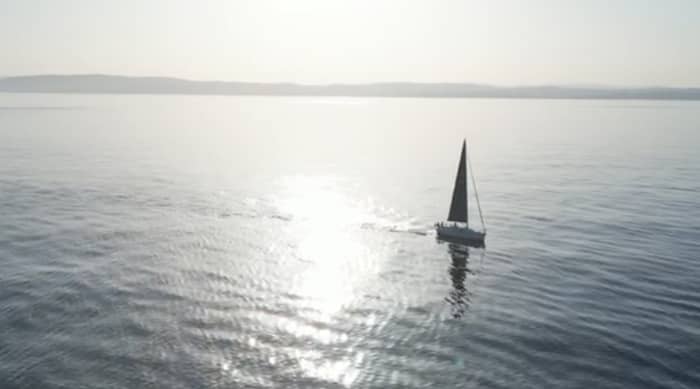 Scopri Cadice con un'escursione in barca a vela di un'intera giornata.