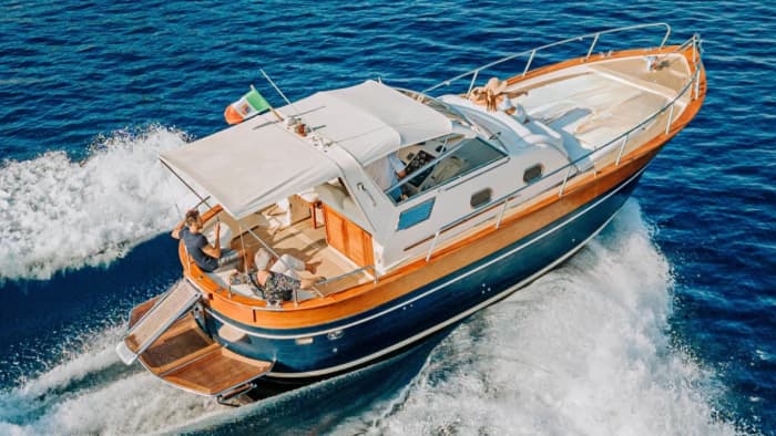 Capri vanaf zee: privéboottocht vanuit Sorrento