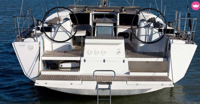 An exceptional day on a spacious sailboat in Corsica