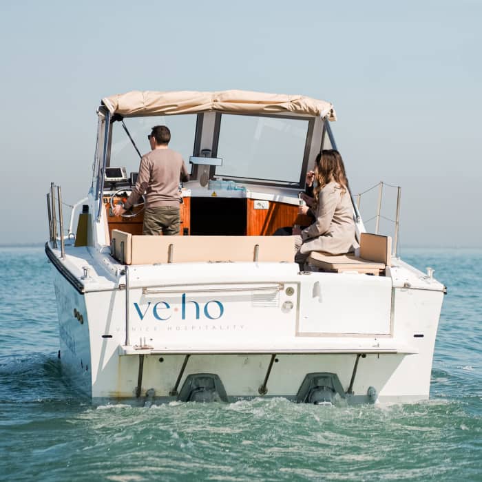 Din dag i Venedig: Hyr en motorbåt för 9 timmars upptäcktsfärd