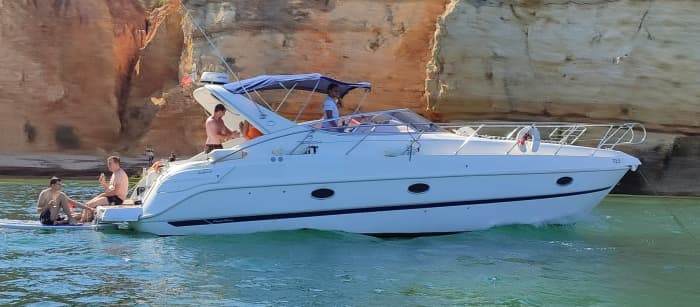 5-Hour Luxury Lagos Motorboat Experience with Drinks & Tapas