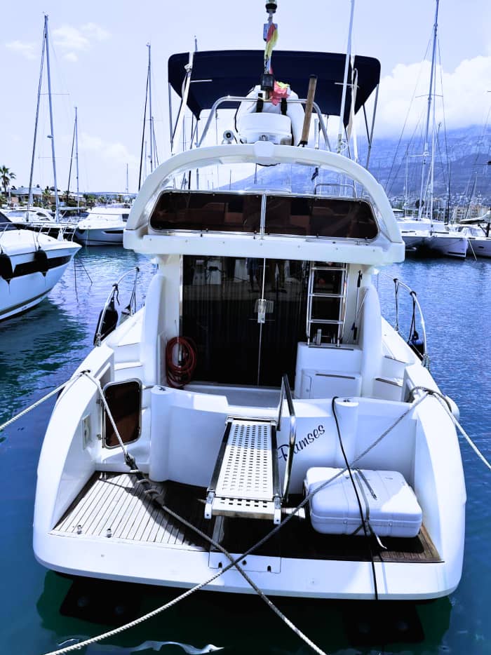 Luxury Astondoa 39 Yacht Experience in Denia