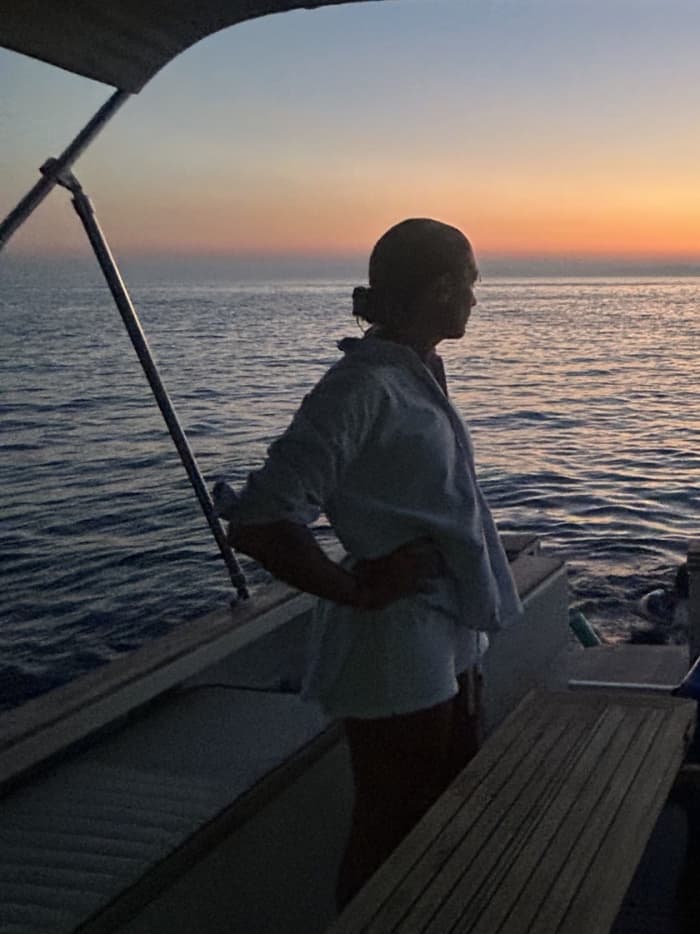 Ontdek Camogli per boot: een hele dag op het water aan boord van een motorboot.