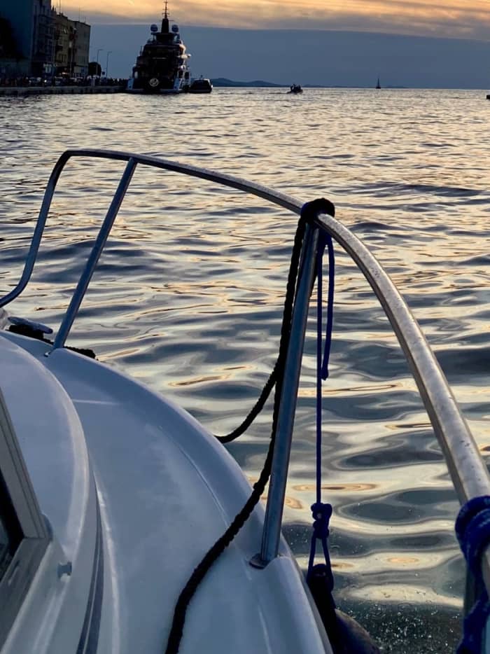 Descubra el archipiélago de Zadar con una excursión privada de Antares.