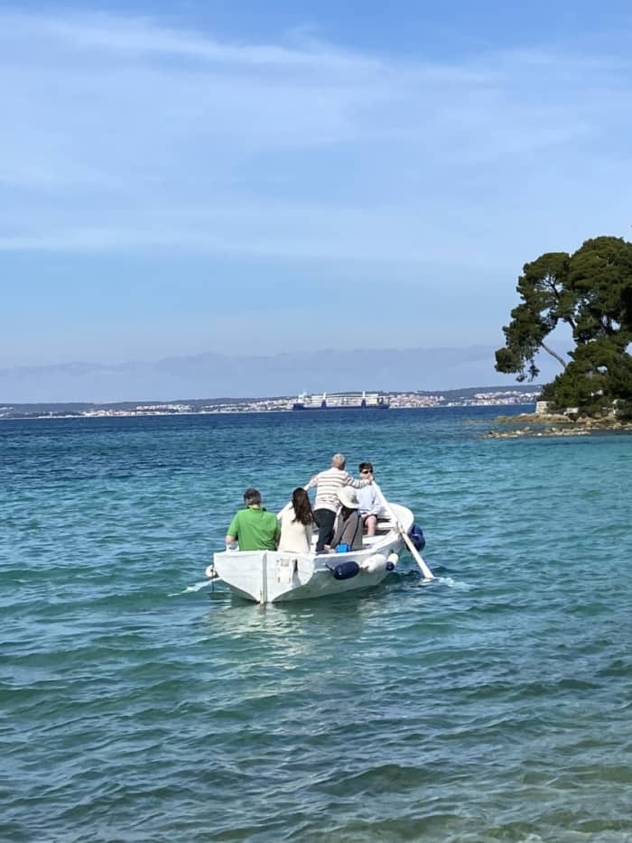 Descubra el archipiélago de Zadar con una excursión privada de Antares.