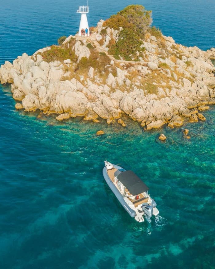 Romantische zonsondergangcruise op een motorboot: 2 uur